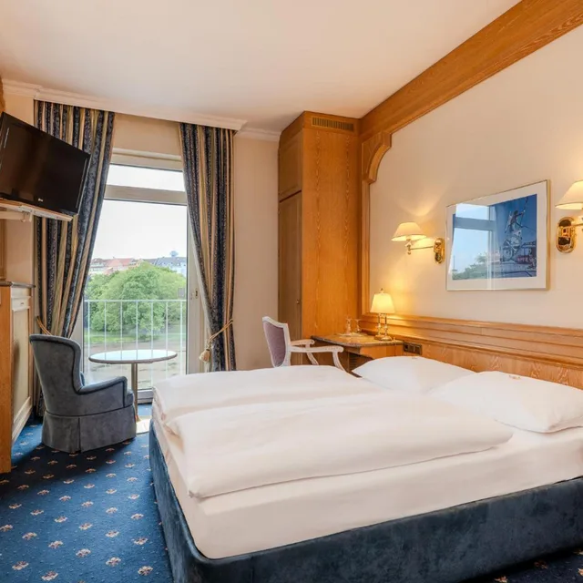 غرفة قياسية بسرير كينج بإطلالة على البحيرة، Ringhotel Seehof Berlin 5/10