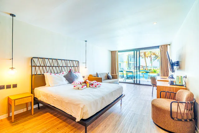 Swim Up Room, Kombo Beach Resort 3/7