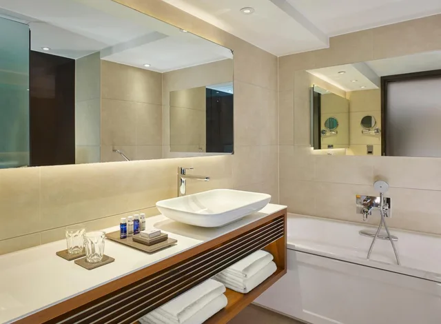 1 Bedroom, Suite, Big Ben View، Park Plaza London Westminster Bridge 3/4
