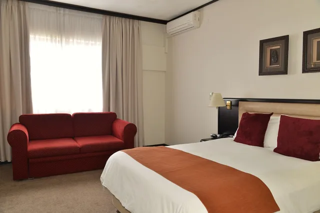 غرفة قياسية مزدوجة، Cumberland Hotel Worcester 2/5