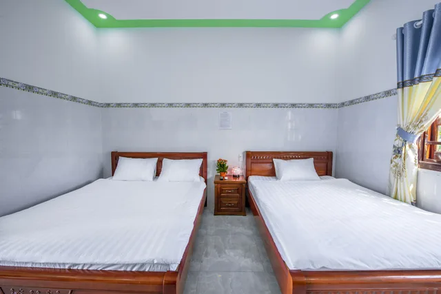 غرفة أساسية بسريرين كوين بإطلالة على المسبح، Hotel Nguyen Toan 2/8
