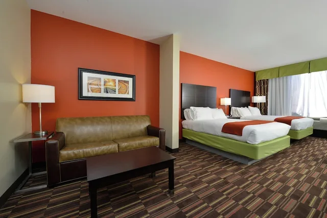 جناح بسريرين كوين لذوي الإعاقة، Holiday Inn Express Hotel And Suites Alva 1/5