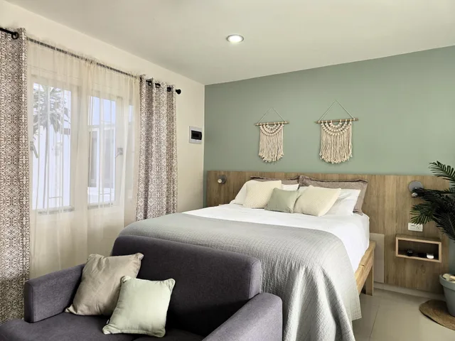 استوديو سوبيريور بإطلالة على المسبح بشرفة، Bubali Villa And Apartments 2/5