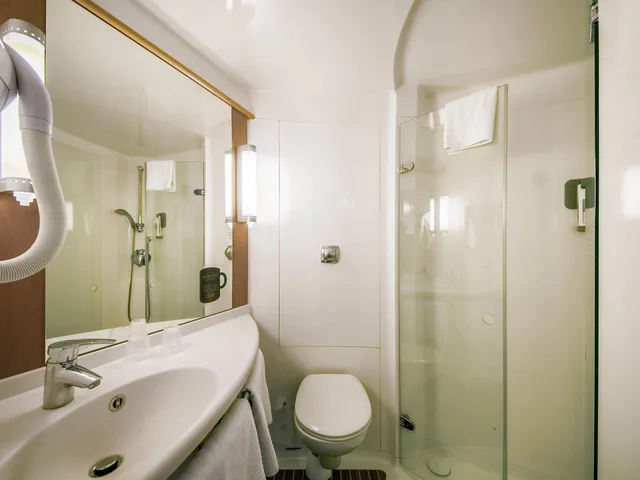 غرفة كلاسيكية ثلاثية، Ibis Sarlat 7/9