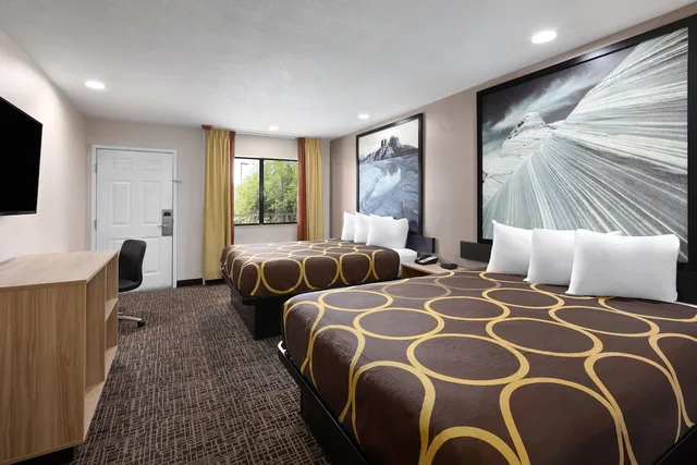 غرفة قياسية بسريرين كوين، Super 8 by Wyndham Tucson/Grant Road Area AZ 5/9