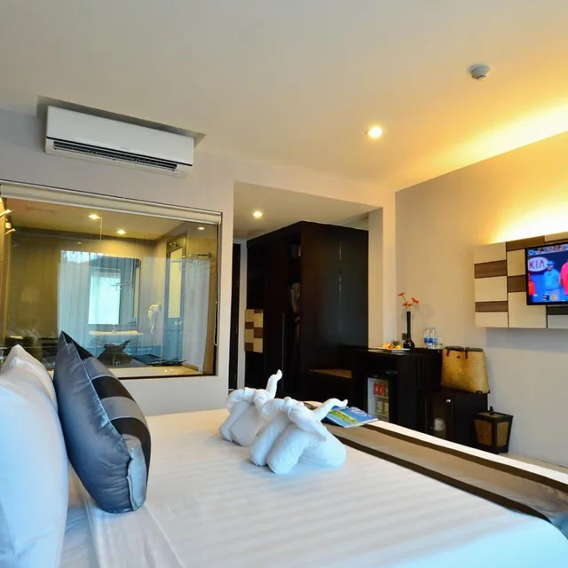 Deluxe, Triple, Chaweng Noi Pool Villa 5/8