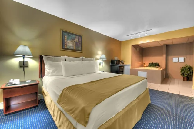غرفة قياسية بسرير كينج لذوي الإعاقة، Silver Beach Hotel 2/7