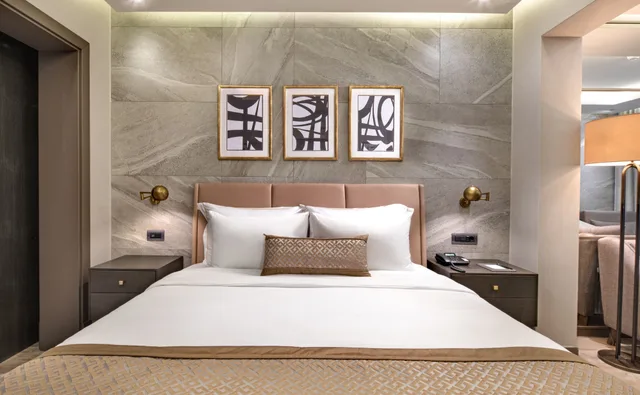 جناح بسرير مزدوج مع أريكة، Mula Hotel 5/8