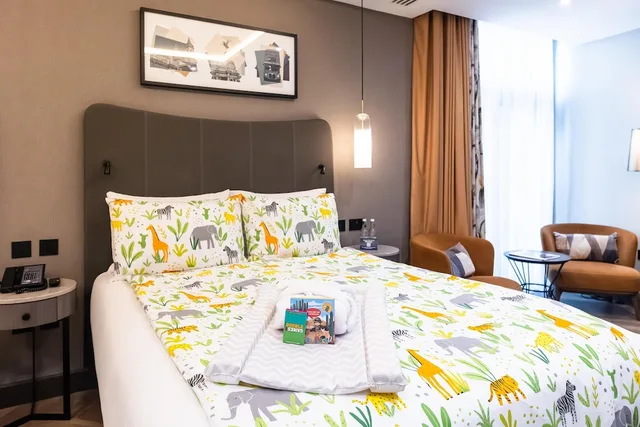 جناح بسريرين مزدوجين مع أريكة، DoubleTree by Hilton London Victoria 6/10