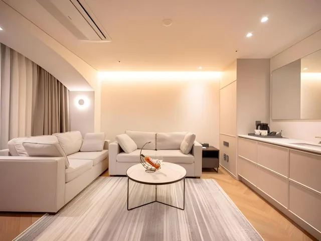 جناح ركني بسرير كوين بحوض استحمام، HOTEL D Edition 5/9