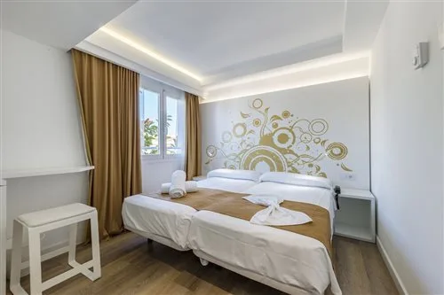Room, Double Bed, Balcony, WelikeHotel Triton beach 1/1