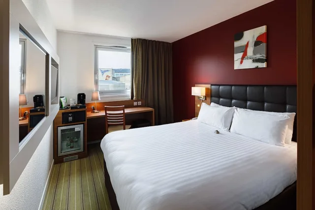 غرفة قياسية بسرير كوين، Best Western Clermont Ferrand Centre 1/5