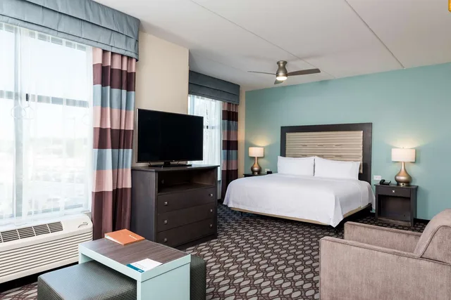 جناح استوديو بسرير كينج لذوي الإعاقة، Homewood Suites By Hilton Fayetteville 2/4