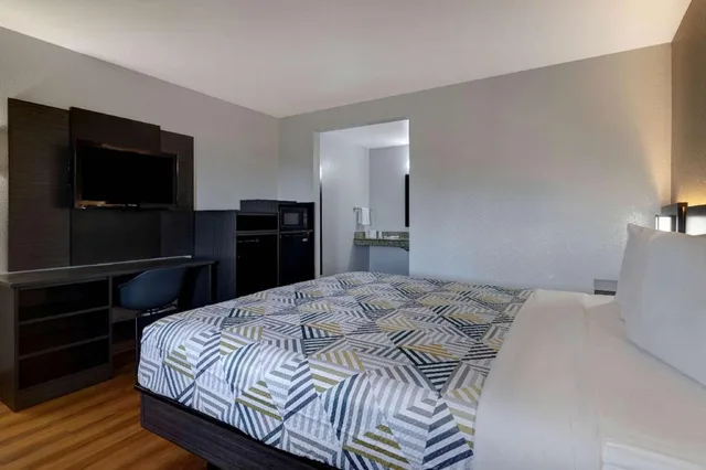 غرفة بسرير كينج، Motel6 Buttonwillow, CA - Central 2/4