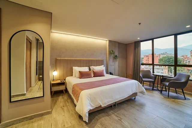 Tower, Superior, Studio, Suite, Hot Tub, Eutopiq Hotel 3/8