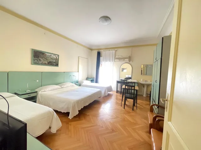 غرفة رباعية بحمام مشترك، Albergo Panorama 5/10