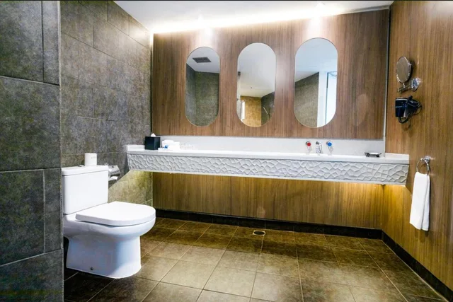 جناح بسرير كينج، Aston Palembang Hotel and Conference Center 3/5