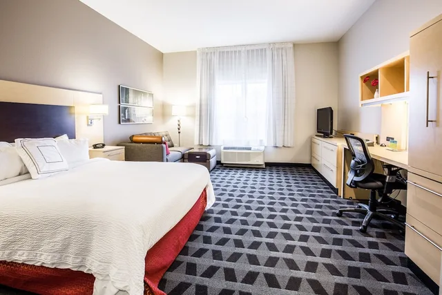 استوديو بسرير كوين مع أريكة، TownePlace Suites Laconia Gilford 2/5