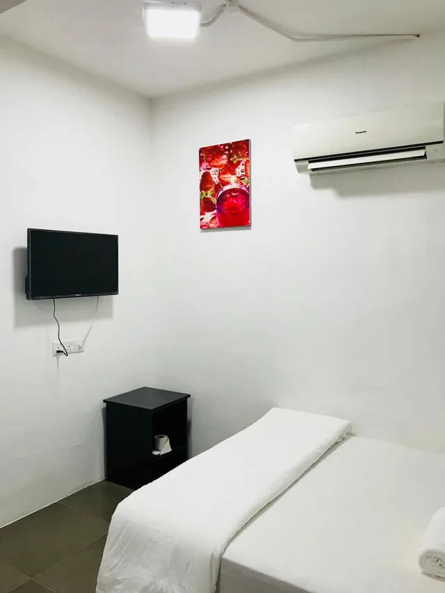 غرفة اقتصادية بسرير مزدوج، H-Hotel 2/3