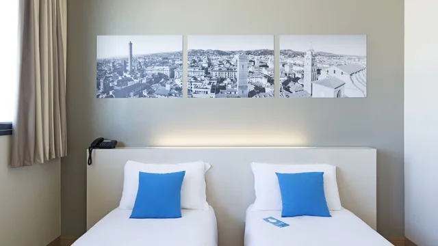 غرفة بسريرين منفصلين، B&B Hotel Bologna 9/10