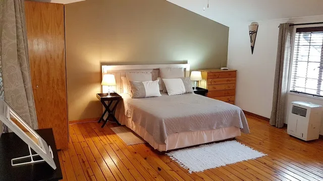 غرفة كومفورت بسريرين منفصلين، Six Valk Avenue Self Catering Guest House 2/4