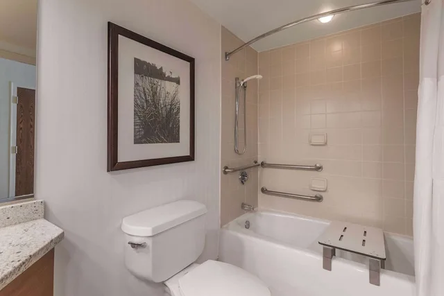 غرفة بسريرين كوين لذوي الإعاقة، Wyndham Garden Buffalo Downtown 2/3