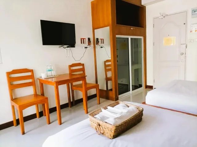 غرفة قياسية بسريرين منفصلين، Grand Lopburi Hotel 8/8