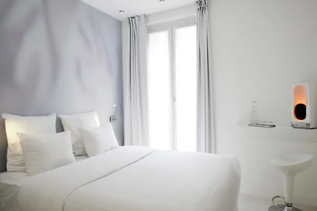 Adjoining, Double Bed، Hotel Maison Lenoir 7/10