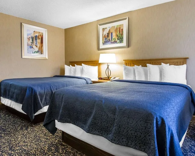 غرفة قياسية بسريرين كوين، Quality Inn Deming 2/6