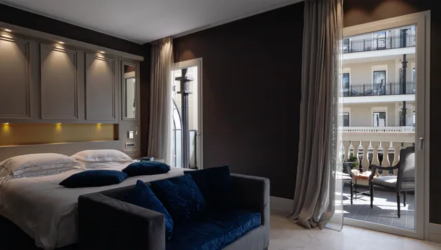 غرفة بريستيج، Palazzo Doglio 1/3
