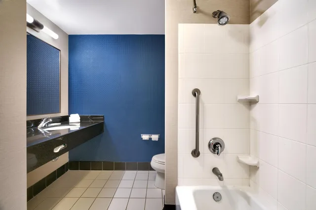 غرفة بسريرين كوين، Fairfield Inn Suites By Marriott Albany Downtown 2/2