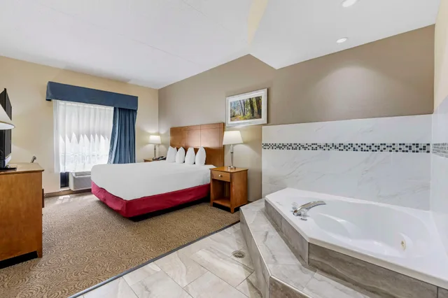 جناح، Best Western Thunderbird Motel 4/4