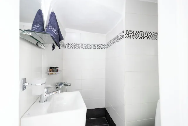 استوديو بسرير مزدوج بإطلالة على البحر، White Side Suites 1/3