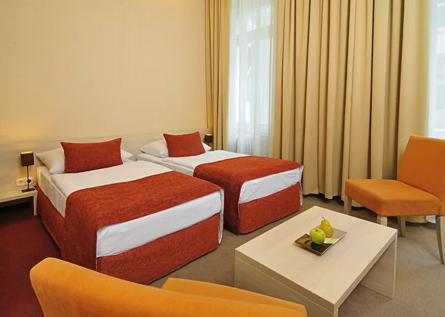 غرفة ثلاثية بسرير مزدوج وسرير فردي، Star Hotel by Mellow Mood Hotels 2/4