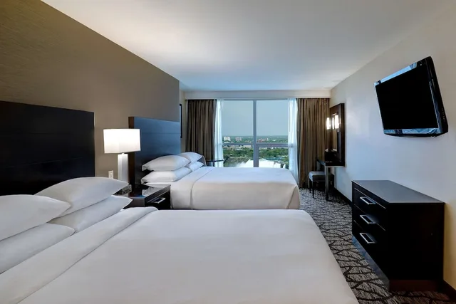 Premium, 2 Queen Beds, Canadian Us Falls View, Sofa، Embassy Suites By Hilton Niagara Falls Fallsview 1/6