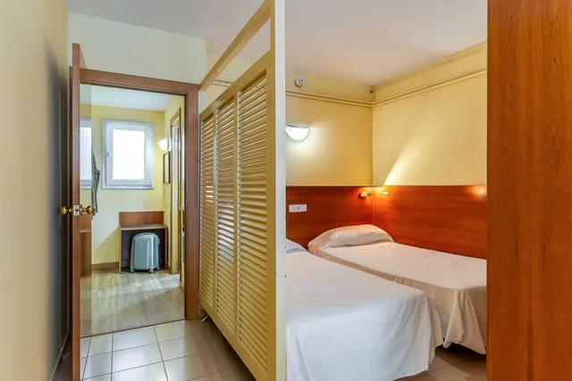 شقة بسريرين منفصلين بغرفة نوم واحدة، Aparthotel Bertran 5/10