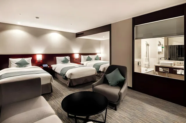 جناح عائلي بسرير مزدوج وسريرين منفصلين، Hotel Sunshine Seoul 1/1