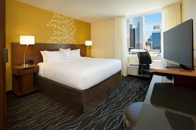 غرفة بسرير كينج، Fairfield Inn Suites Calgary Downtown 2/10