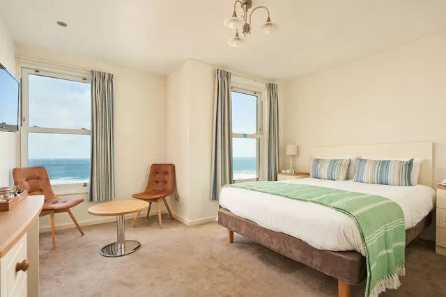 غرفة بريميوم بسرير كينج بإطلالة على البحر، Great Western Hotel 1/3