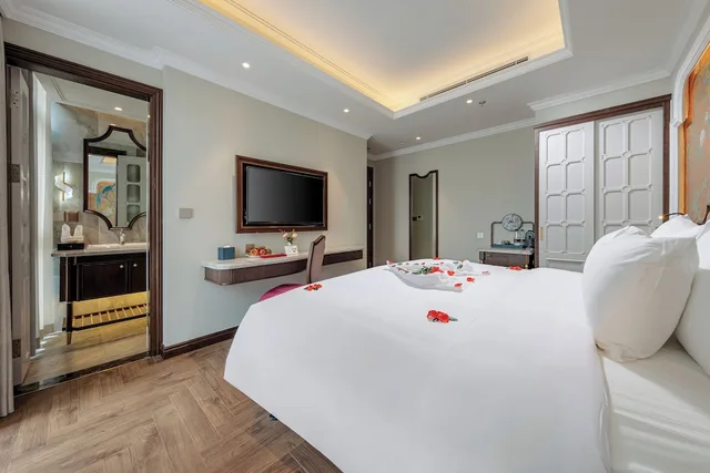 غرفة ديلوكس بسريرين منفصلين بإطلالة على المدينة بشرفة، Heritage Hamlong Hotel & Spa 4/10