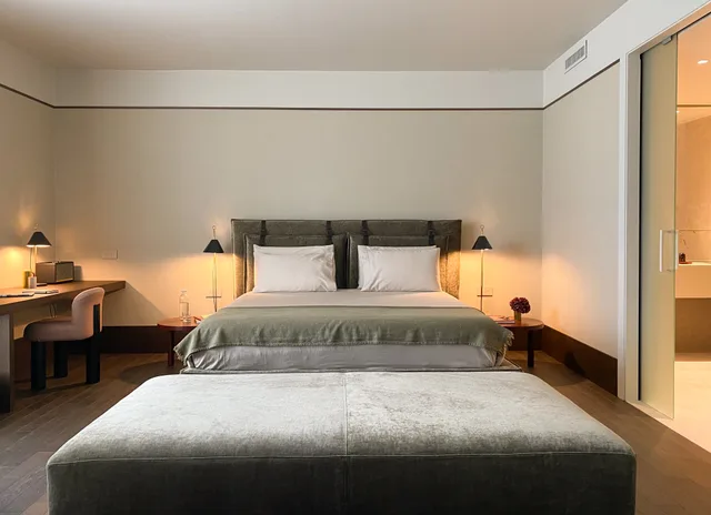 Suite, Litta Palace 1/5