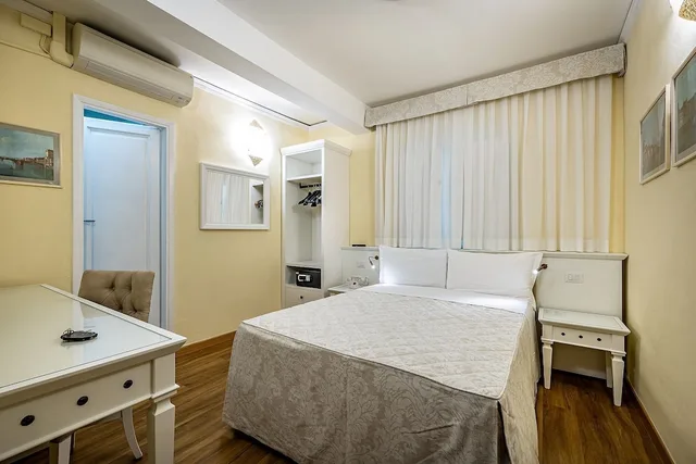 غرفة أساسية بسرير كوين، Hotel Alessandra 7/9