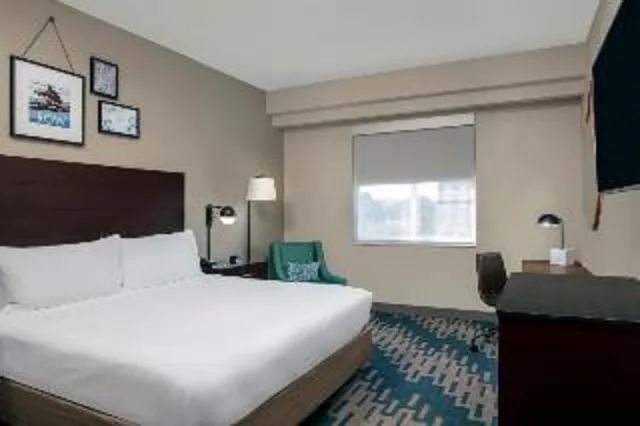 غرفة تقليدية بسرير كينج، Four Points By Sheraton Fort Lauderdale Airport - Dania Beach 1/2