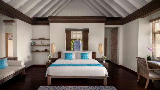 Sunrise Beach Pool Villa -Transfer Included، Anantara Dhigu Maldives Resort 4/5