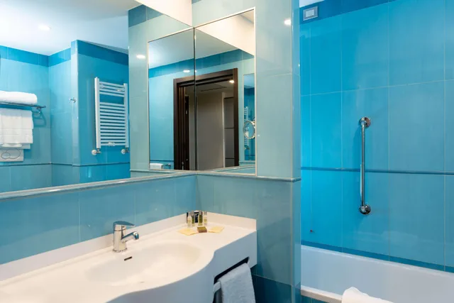 غرفة سوبيريور مفردة بسرير مزدوج، DoubleTree by Hilton Milan Malpensa 5/5