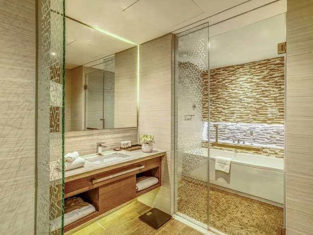 غرفة سوبيريور بسريرين منفصلين بإطلالة على المدينة، Pullman Hotel Sharjah 6/6
