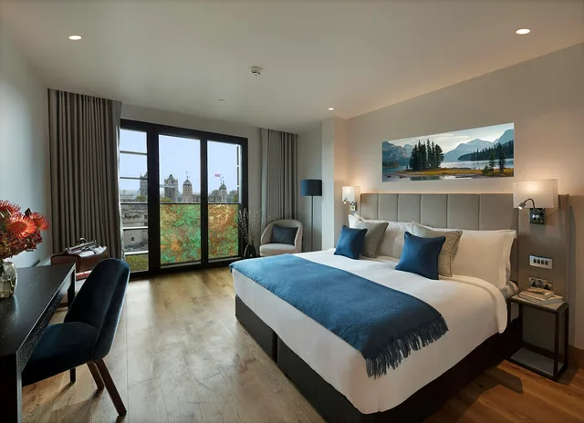 شقة بسرير كينج بغرفة نوم واحدة، Tower Suites by Blue Orchid 3/8