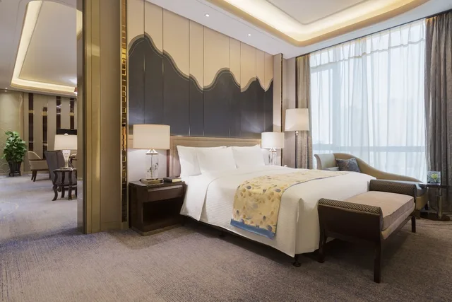 غرفة تنفيذية بسرير كينج، Wanda Realm Changzhou 1/2