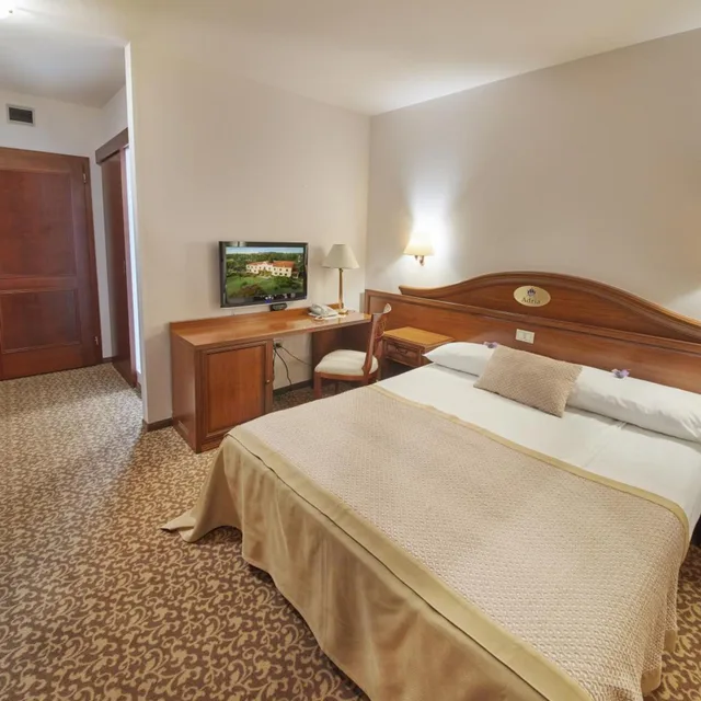 غرفة بسرير مزدوج أو سريرين منفصلين، Convent Hotel And Resort Adria Ankaran 6/10