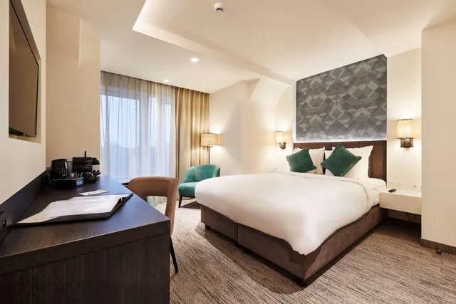 غرفة بسرير كوين، Keizershof Hotel 1/2